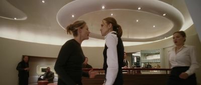 Get back to your seat Someone has my daughter - Flightplan