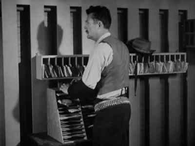 Get that cherokee
silver, Joe. We're in. - The Oklahoma Kid