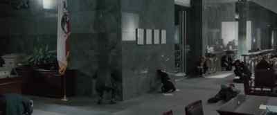 Get down. Down, down, down. - Heat