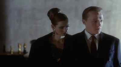 Get him down. Get him down. - Edward II
