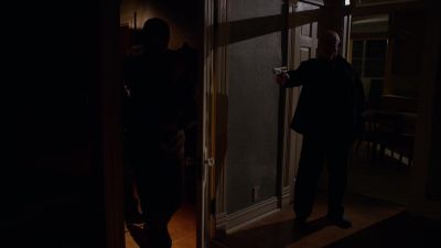 - Get down.
- [Groans] - Better Call Saul