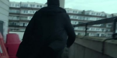 Get down to ground level, now! - Silent Witness