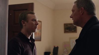 Get down to my house.
Take some uniforms. - Shetland