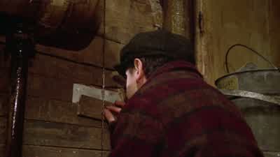 Get down off of there, roach. - Once Upon a Time in America