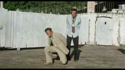 - Get down!
- What? - The In Laws