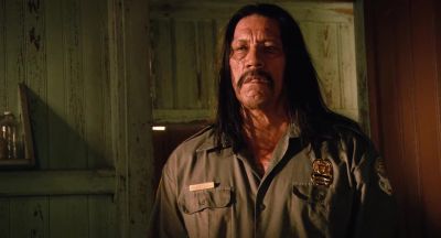 Get dressed - Machete