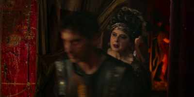 Get her.
- I don't know how yet, - Domina