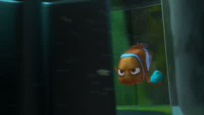 Get him out of there! - Finding Nemo