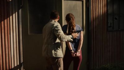 Get in. Get in. - NCIS: Hawai'i