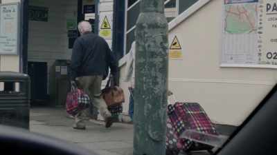 Get in there! Get in! - Motherland