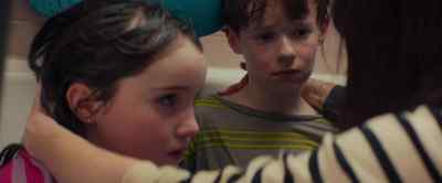 Get in there, go. - Poltergeist