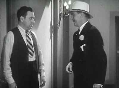 - Get in there, you.
- Ah, don't get sore, Blackie. - City Streets