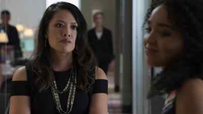 Get me into "Scarlet's" Twitter. - The Bold Type