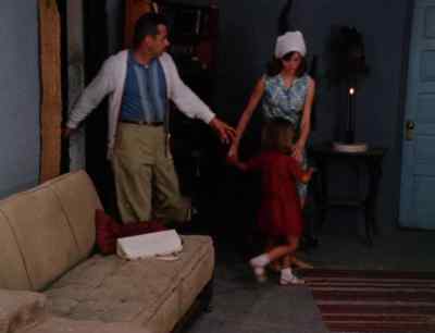 Get into the bedroom
and lock yourself in. - Manos: The Hands of Fate