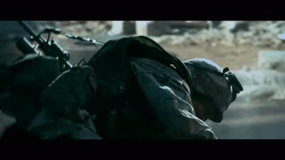 Get it off of me! - Black Hawk Down