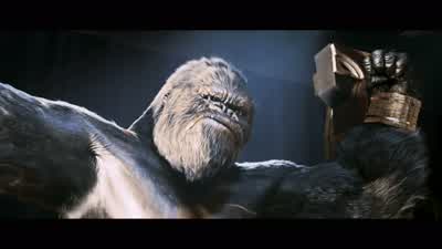 Get me down! - King Kong