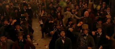 Get me down! - Gangs of New York
