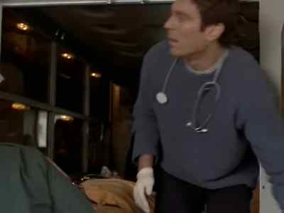 Get O.R. 3 set.
Dr. Hendricks is having a heart attack. - The Pretender