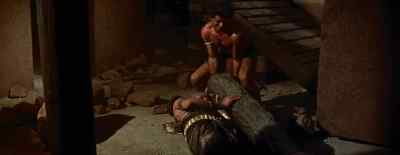 Get this off my leg. - Land of the Pharaohs