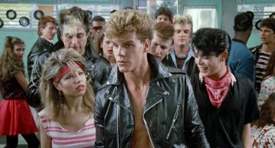Get off our backs - Voyage of the Rock Aliens