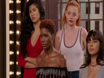 Get off the ropes!
Push off the ropes, vinny! - America's Next Top Model