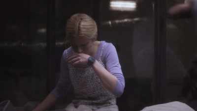 - Get on your bed. Stand on it. Now!
- No. It's not my turn! - The OA