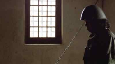 Get on your feet. - Women in Cellblock 9