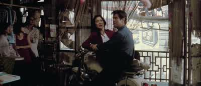 -Get on the back. - Tomorrow Never Dies