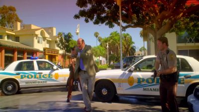 Get on the ground! - CSI: Miami
