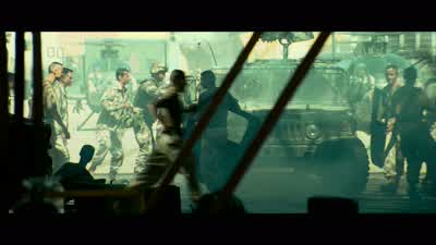 - Get him out! - Black Hawk Down