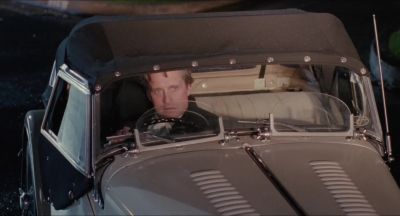 Get out of the car hon - The War of the Roses