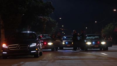 Get out of the car, Ray. - Ray Donovan