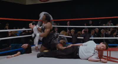 Get out of the way! - Scary Movie 4