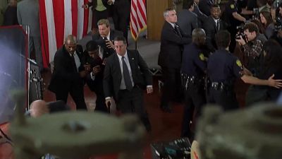 - Get him out!
- Somebody get Sherry! - 24