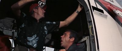 Get your radio man onto Orlando Beach - Thunderball