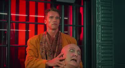 Catch! Get ready for a surprise! - Total Recall