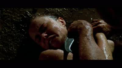 Get that thing off my neck. - Pitch Black