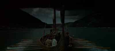 Get to the boats! - The Long Ships