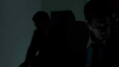 Get the lights. Get the lights! - The Following