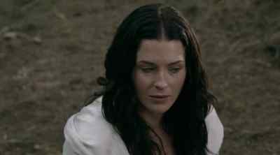 Get the old man. - Legend of the Seeker