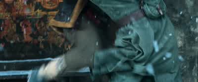 Get the other guy! - The Mummy: Tomb of the Dragon Emperor