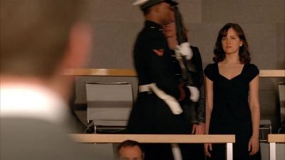 >> GET THEM OUT OF HERE! - Kings
