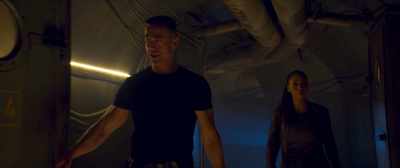 Get too close to the outer
walls, you become part of them. - Skylines