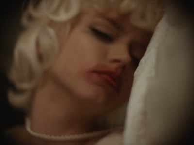 Get up. Get… Just… - Blonde