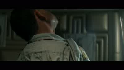 Get her up. - Alien