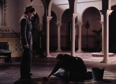 Get up Get up Suppose someone should see you - Blood and Sand