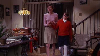 Get up on a chair and look out the window - Wait Until Dark