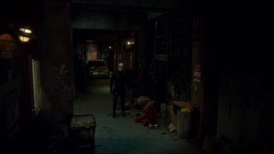 Get up. - Shadowhunters