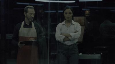 Get word to Stubbs,
have him mobilize his men. - Westworld