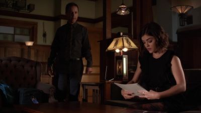 Gettin' hungry? - Pretty Little Liars
